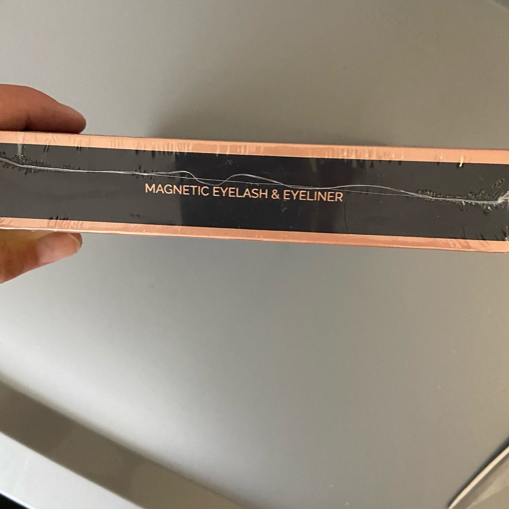 Magnetic eyelashes